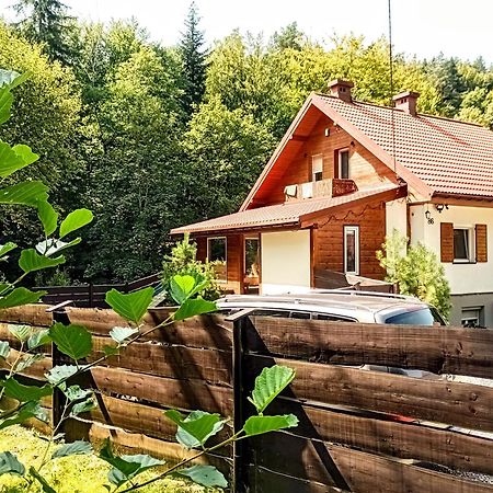 Apartmán Przystanek Lesna Targanice Exteriér fotografie